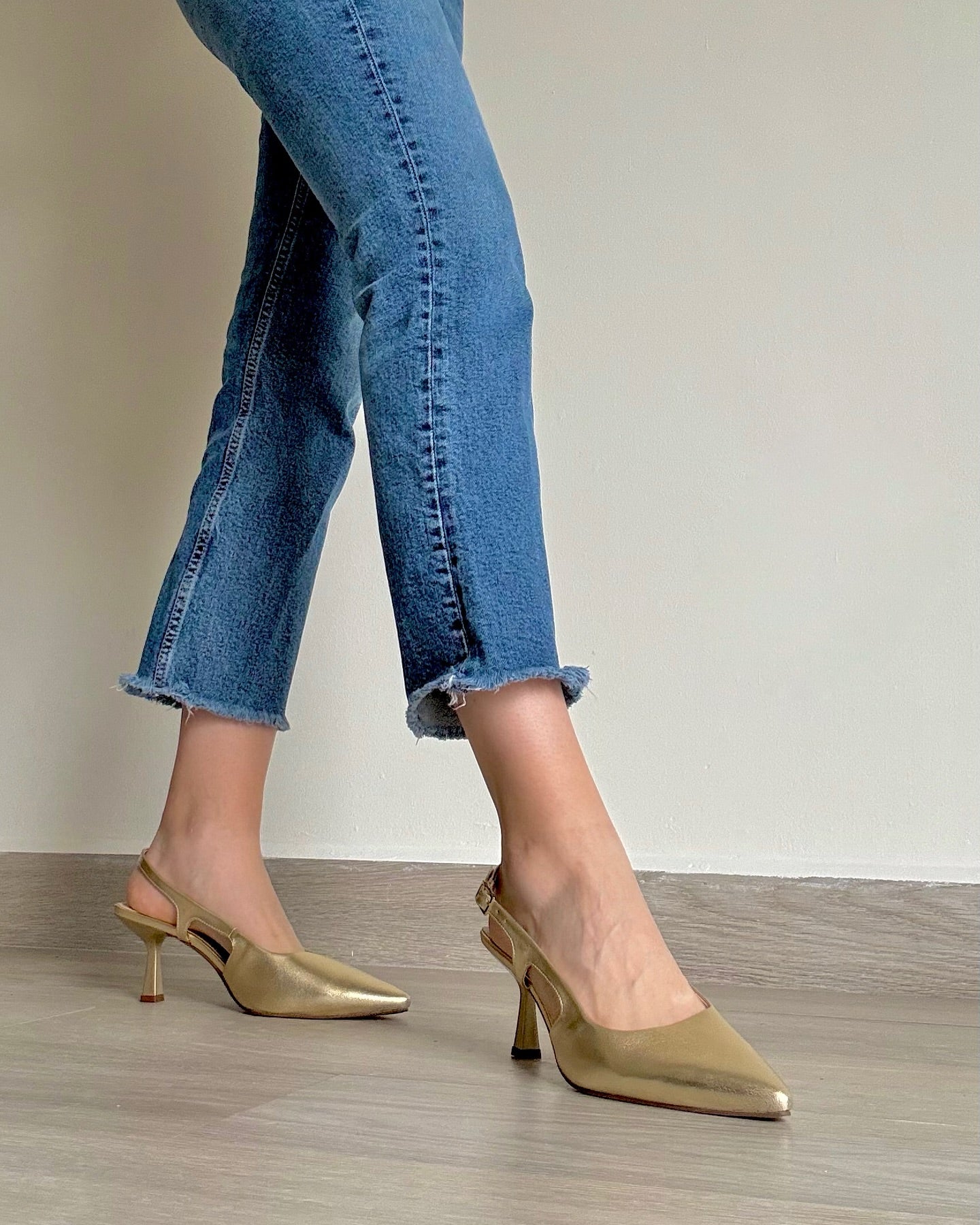 Zapatilla oro
